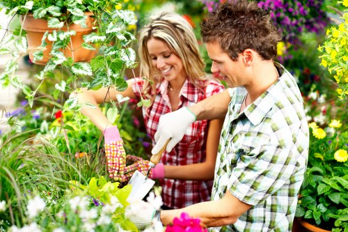 Accepted payment methods for Gardeners Holloway services